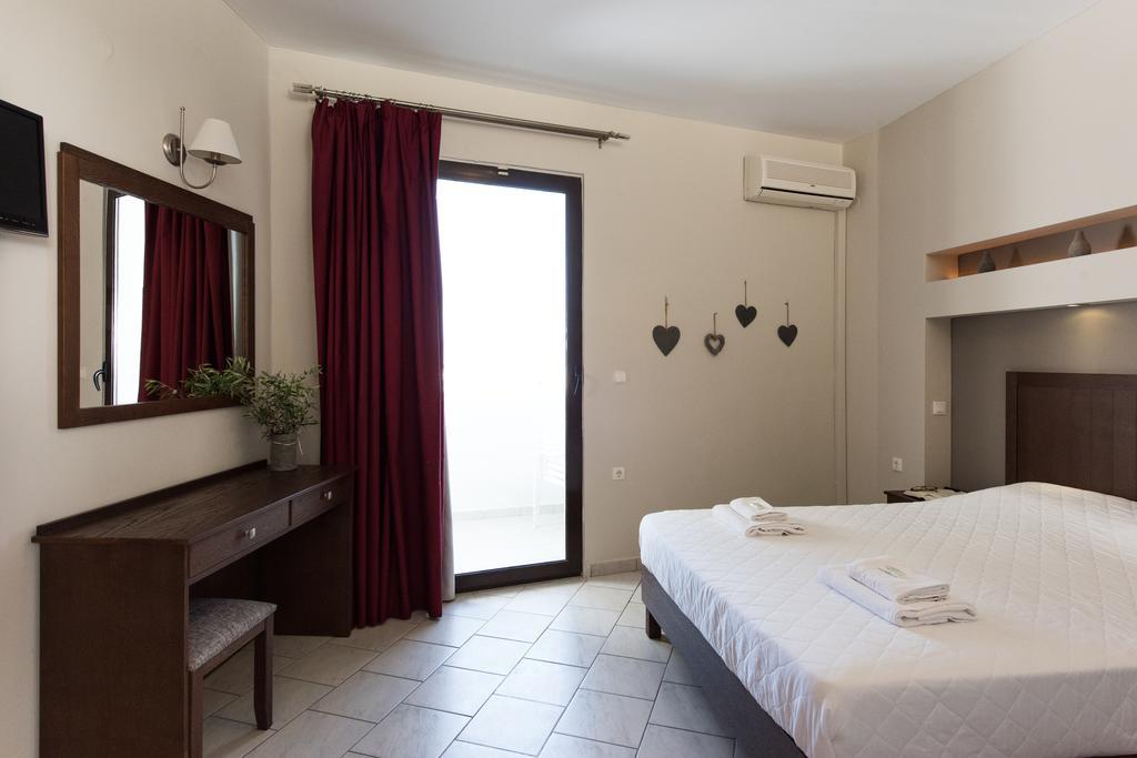 Mirtilos Studios & Apartments Kissamos Exterior photo