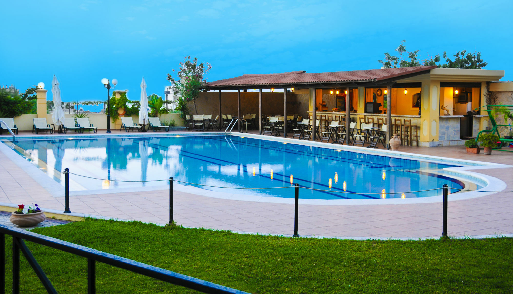 Mirtilos Studios & Apartments Kissamos Exterior photo