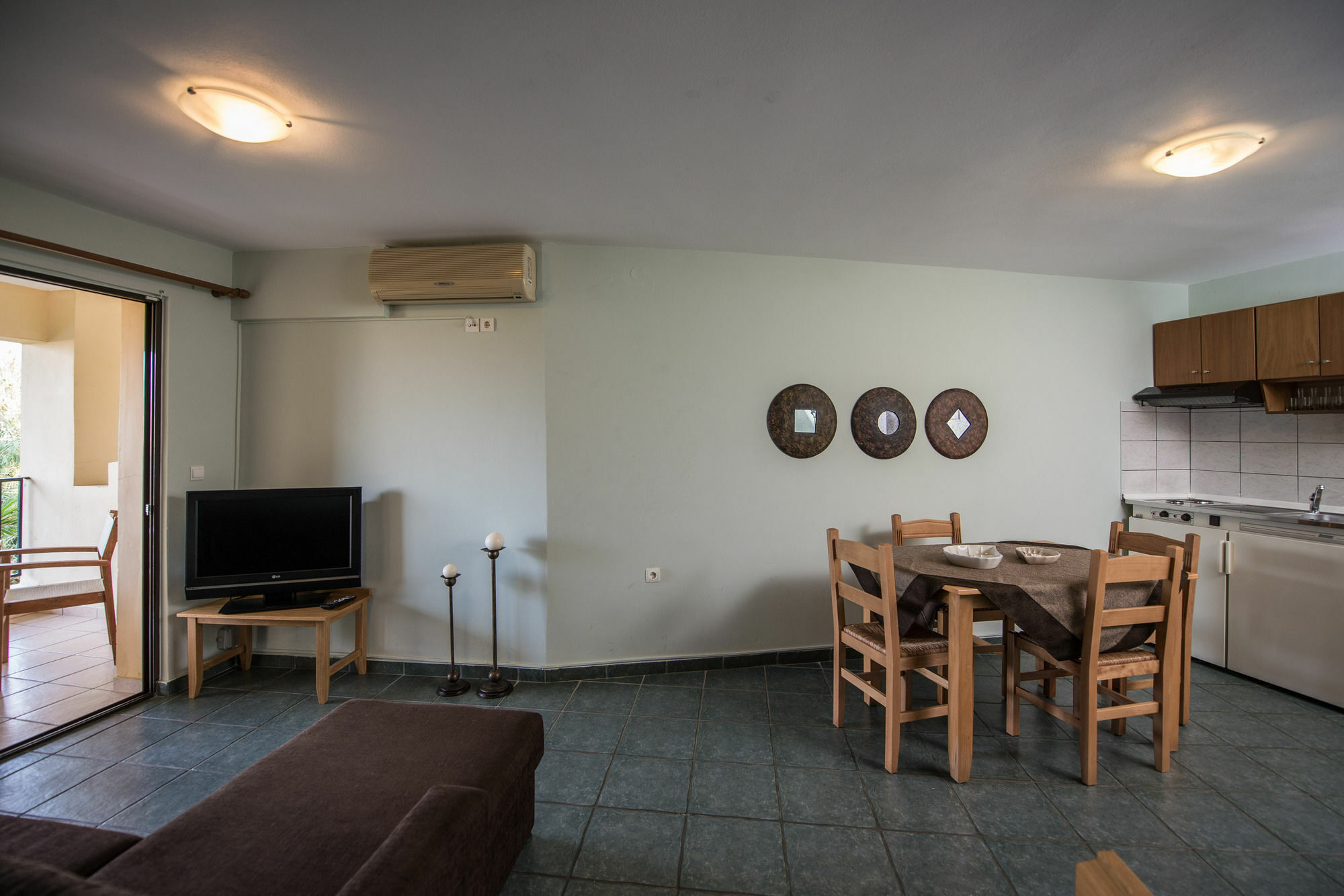 Mirtilos Studios & Apartments Kissamos Exterior photo