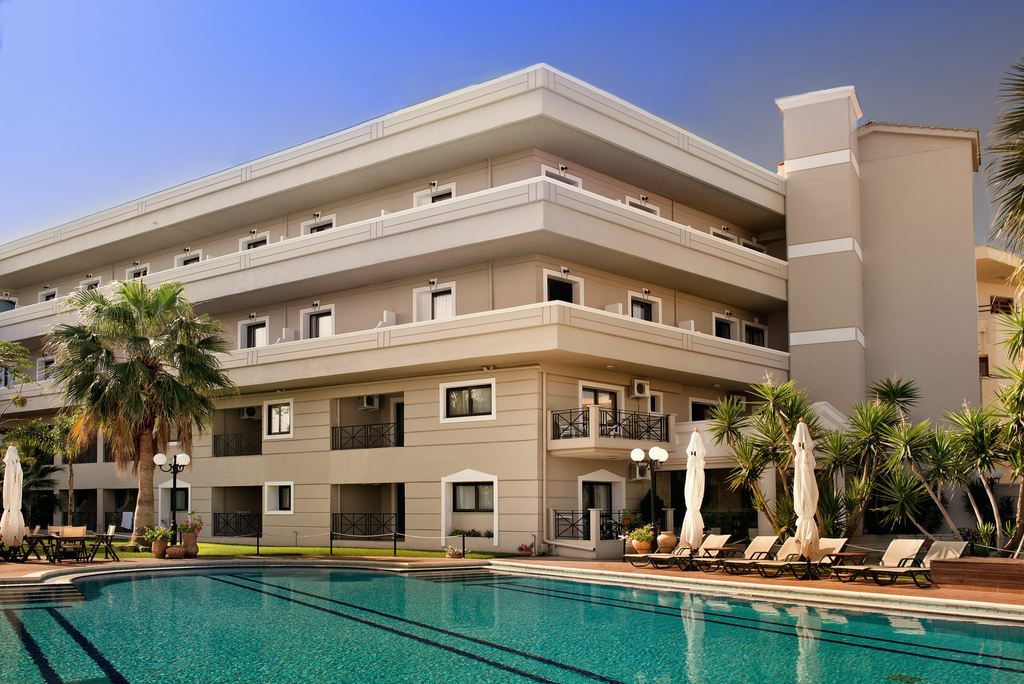 Mirtilos Studios & Apartments Kissamos Exterior photo